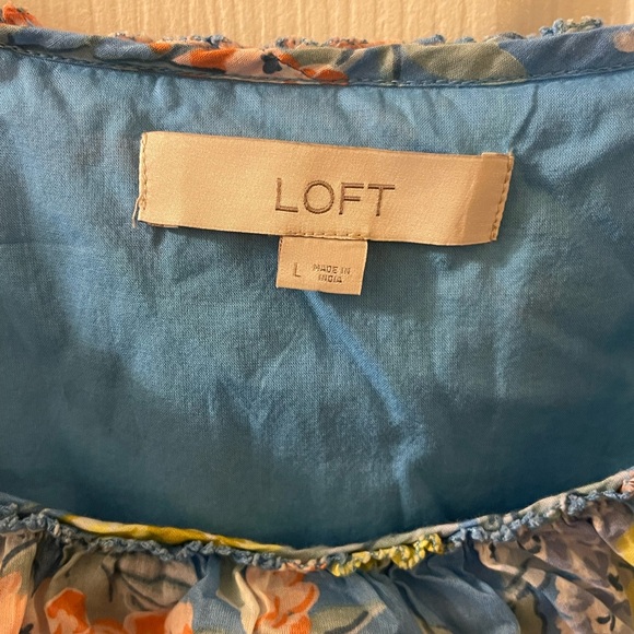 LOFT Garden Ruffle Shell - Picture 3 of 6